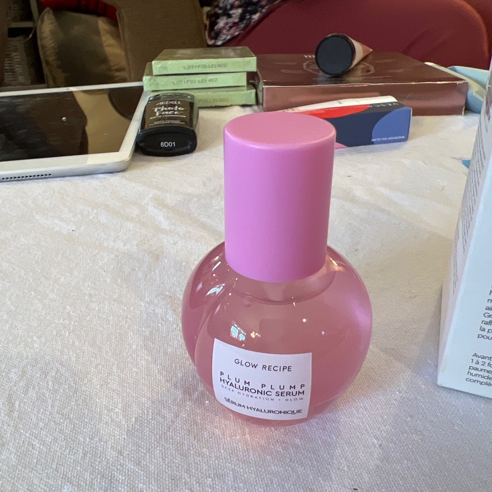 Plum plump hyluronic acid serum